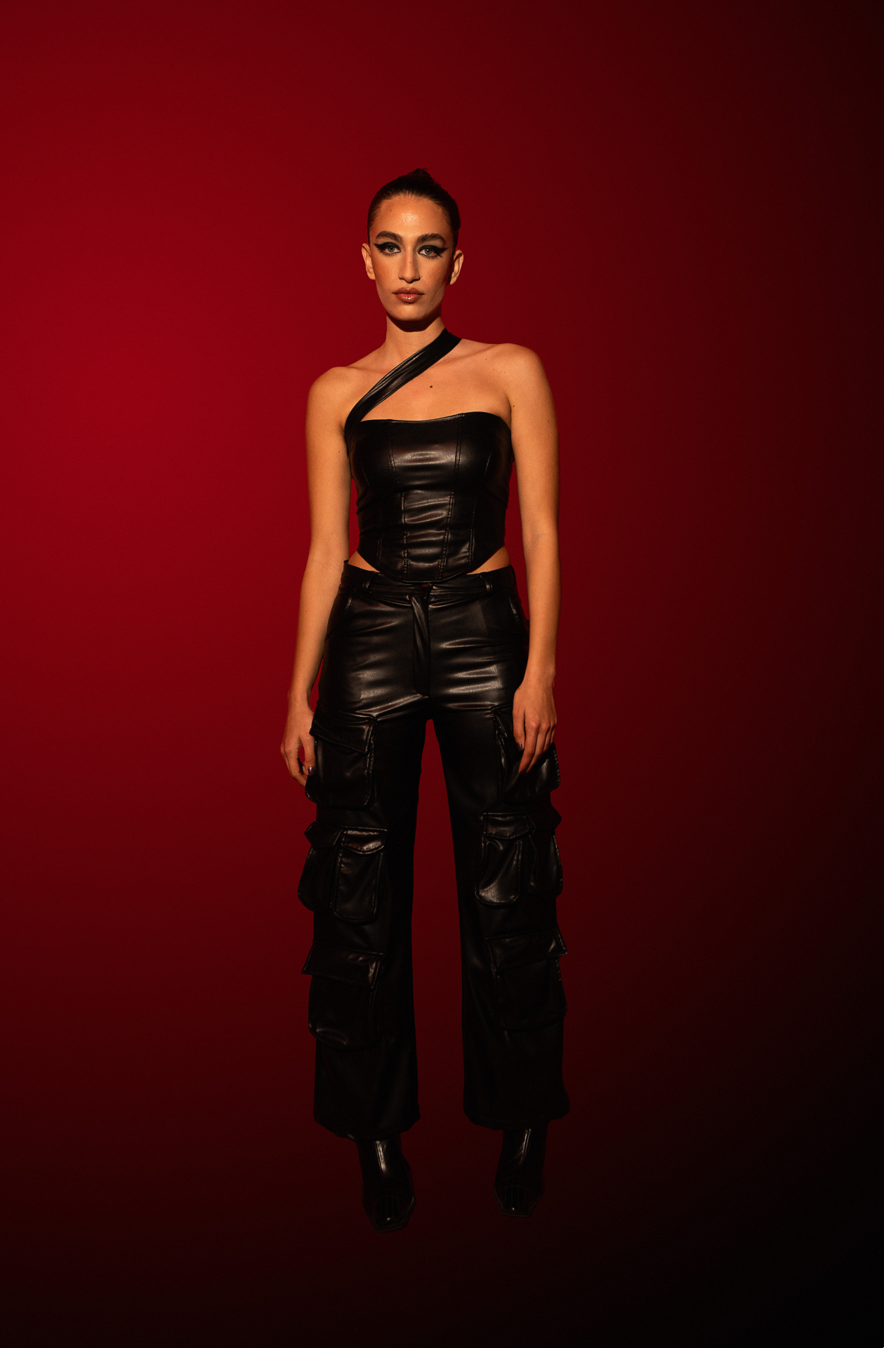 Sizzling Leather Cargo Black