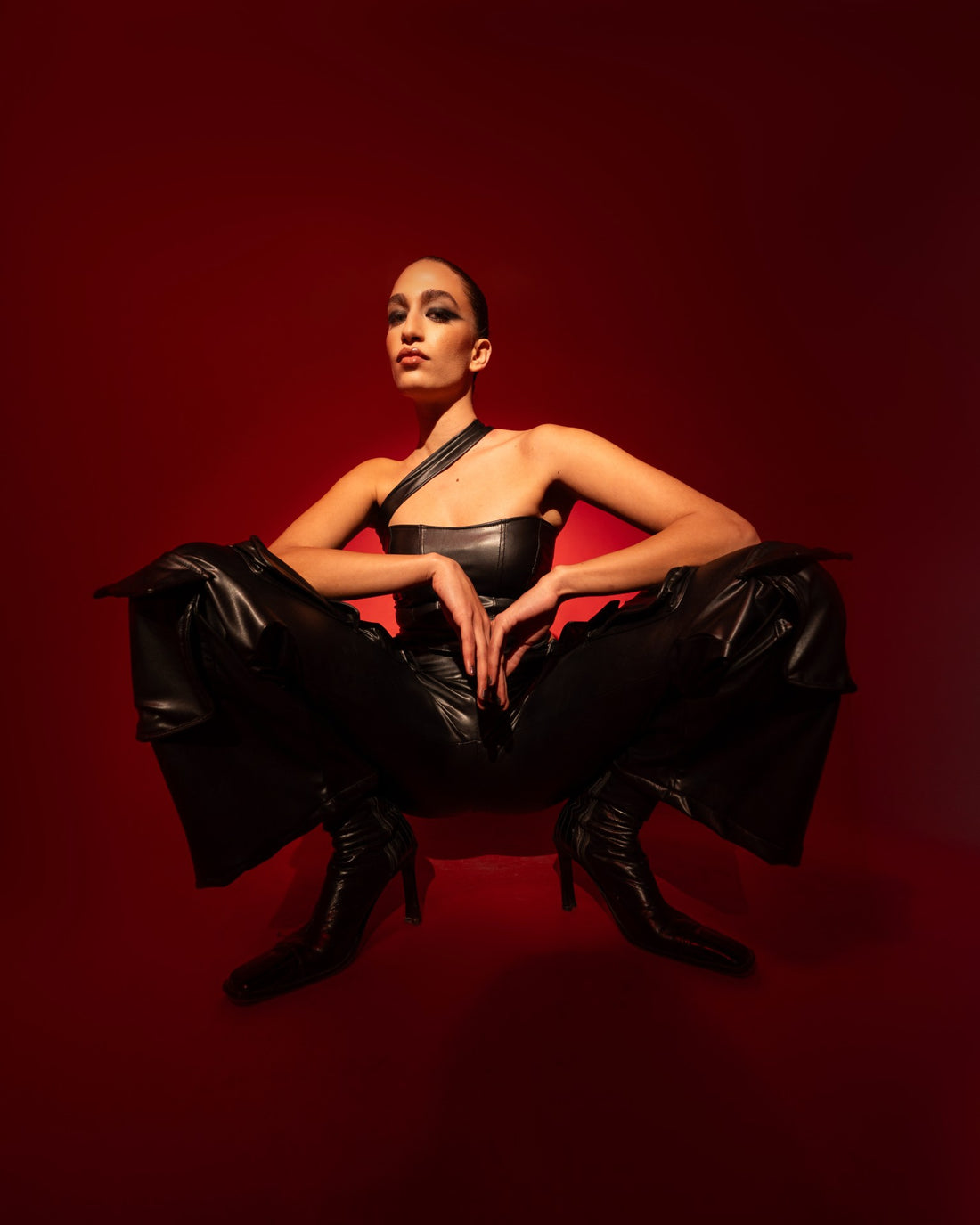 Sizzling Leather Cargo Black