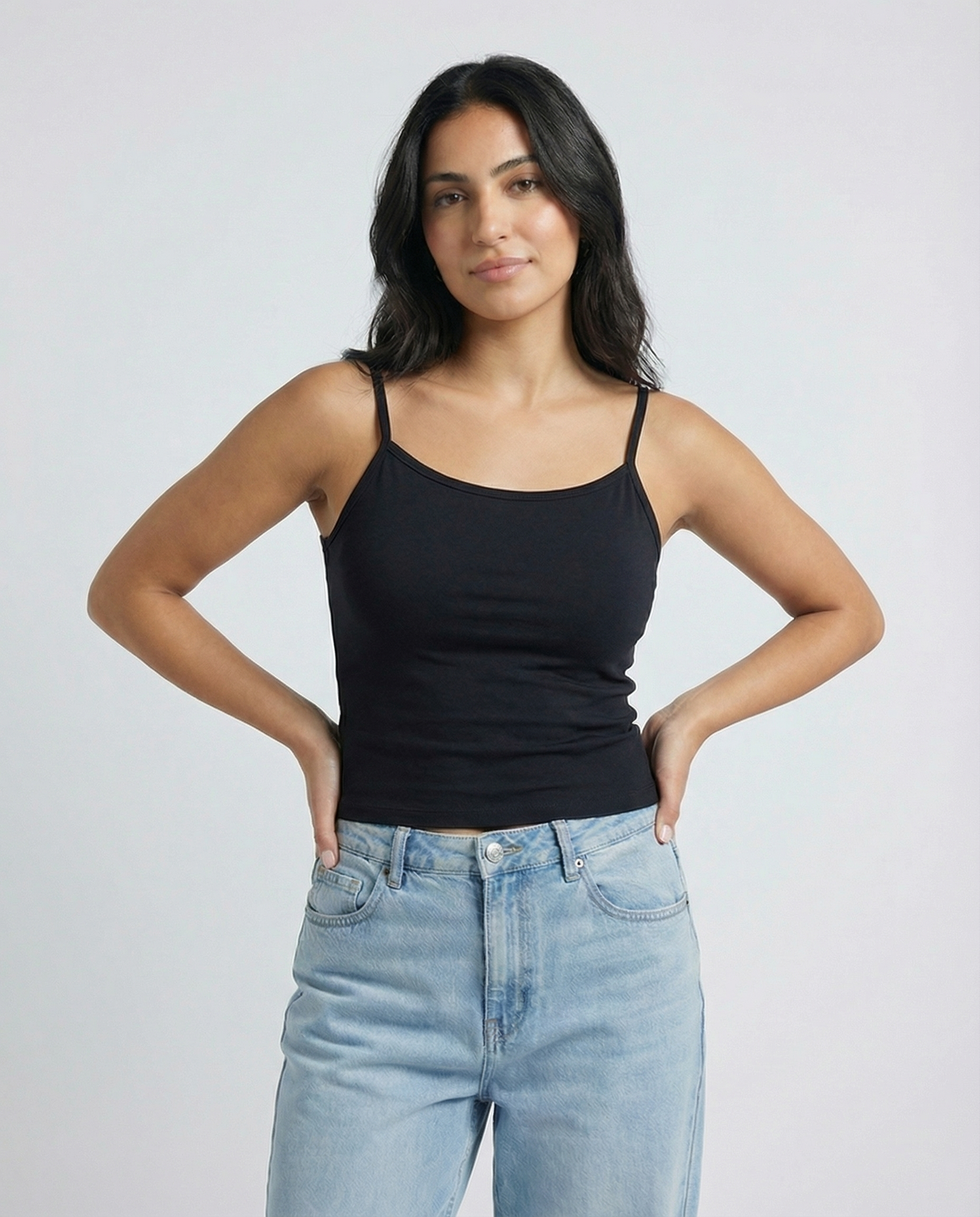 Essential Tank Black